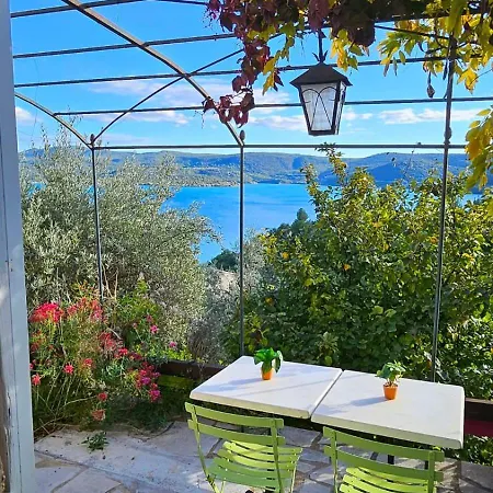Apartament Avec Terrasse Et Jolie Vue Sur Le *